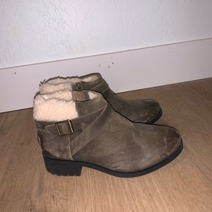 UGG Australia Bootie Size 9